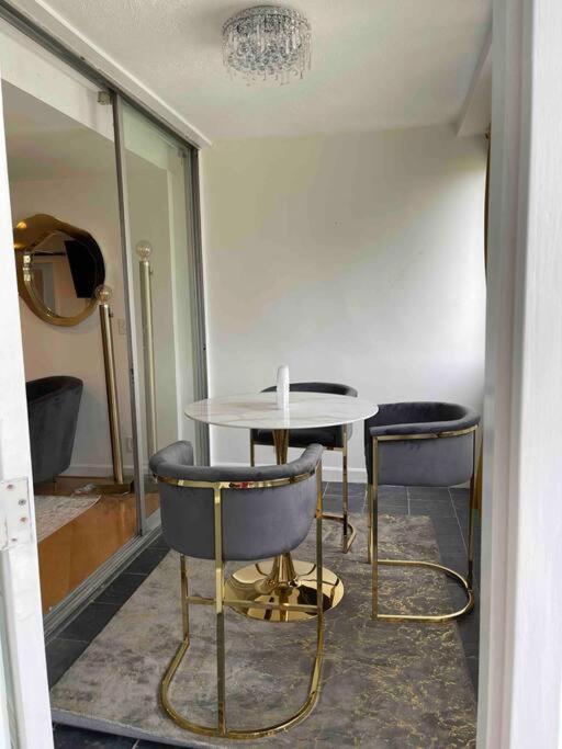 Cozy Penthouse Atlanta,Ga Apartamento Exterior foto